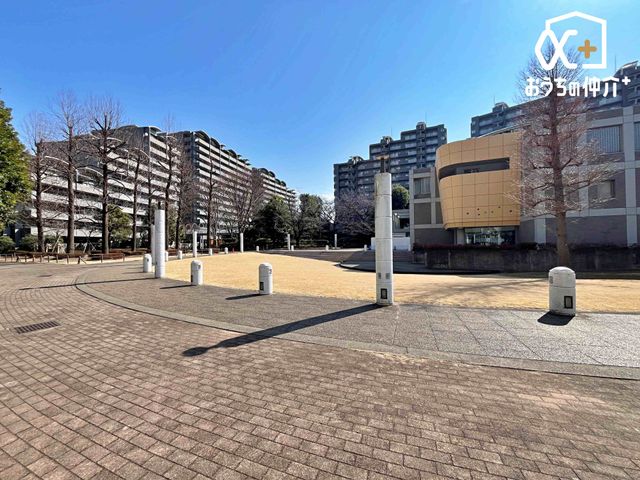 �L�b�`�� �����g���L�b�`�������炱���A�H���̏������y�������ԂɁA�Z�������ł��X���[�Y�ɖ��ʂȂ���Ƃł���A���������ȒP�ɂł���ȂǁA�������y��������L�b�`���X�y�[�X�ł��B