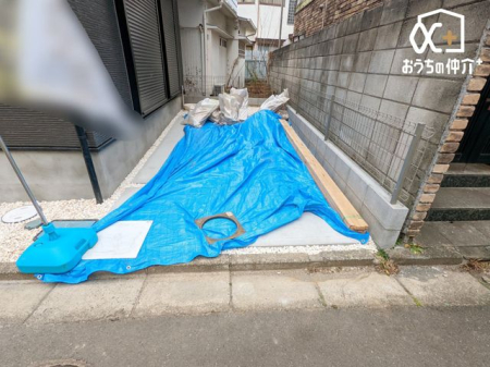  �J�[�X�y�[�X�̗l�q�B