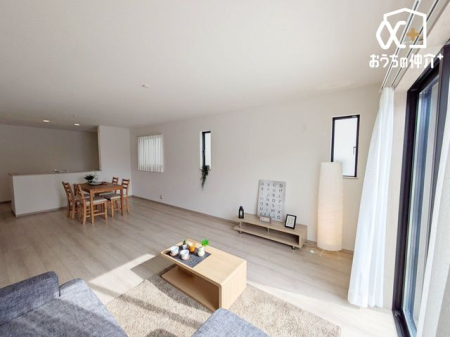 ���r���O -