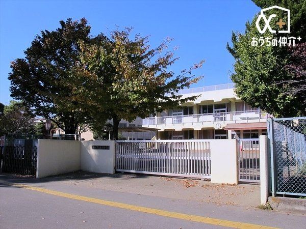 ���ӊ� ���ؕۈ牀 �k��19���B�����V�h���u�q������w�v���Ŋ��̕ۈ牀�ł������܂��B 1520m