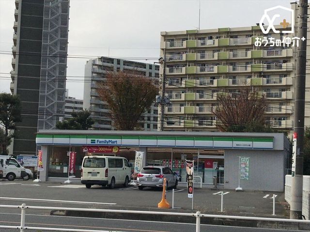 ���ӊ� �t�@�~���[�}�[�g�@����p�[�N�^�E���X �k��6���B24���ԉc�ƂȂ̂ŁA�}�Ȃ��������ɂ��֗��ł��B���H����y�����p�i��̔����Ă���܂��B���ԏ�G�L 460m