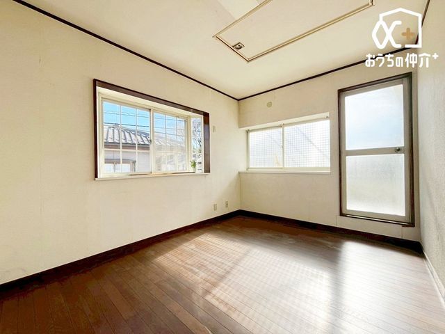 �q������ �q�������Ƃ��Ă��\���ȍL�������邨�����ł��B�Ƒ��X�̈��炬�̋�Ԃ��m�ۂł��A�v���C�x�[�g�ȃx�b�h���[���͕�炷���̊����ő���グ�������̂ł��B