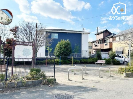 ���ӊ� �|�u���̖؎����V�� �k��4���B����E�S�_�E�p�[�S���E�x���`����: �����ȍL��̂���A���邢�����ł��B 290m