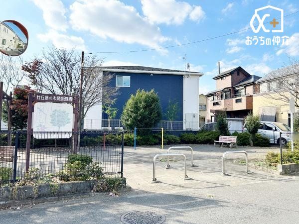 ���ӊ� �|�u���̖؎����V�� �k��4���B����E�S�_�E�p�[�S���E�x���`����: �����ȍL��̂���A���邢�����ł��B 290m