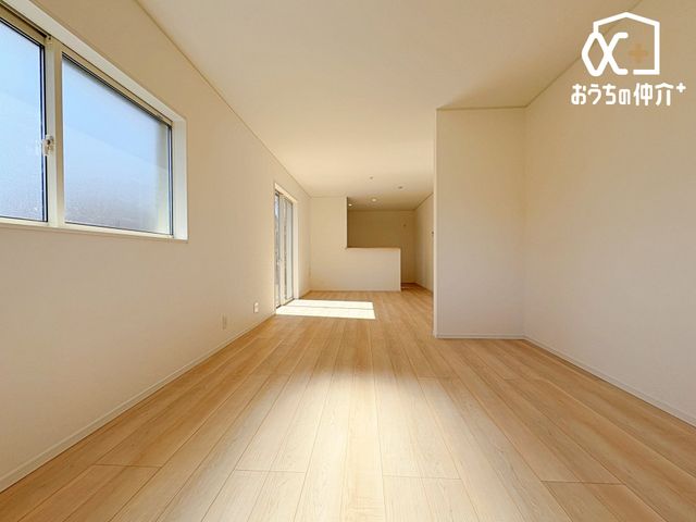 ���r���O -