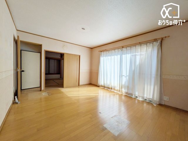 ���r���O �`Living�`����Ȃɂ��z�������郊�r���O�͋C�������ǂ��ł��ˁB�����������J���[�Ŏd�グ�������b�N�X��Ԃł��I