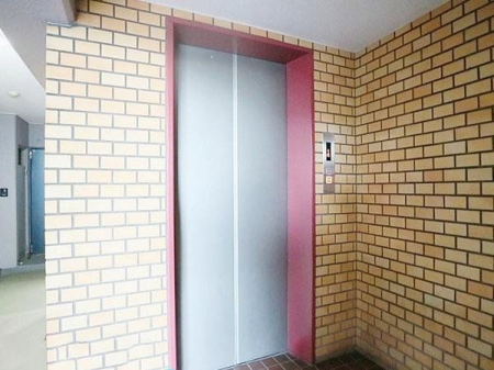 ���̑� �G���x�[�^�[