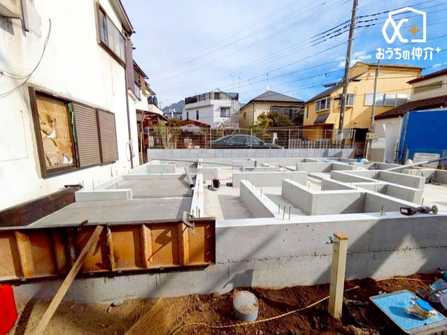 ���n�O�ώʐ^ �������r�ܐ��u���R�P�u�w�v�܂œk��8��