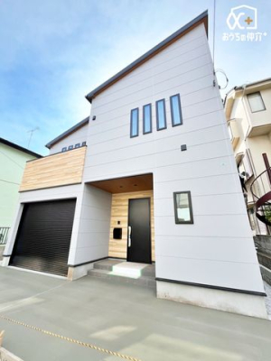 ���n�O�ώʐ^ ����������u�ߐ��v�w�܂œk��15���B�l�G�̈ڂ낢���������闎���������Z���B�Ԓʂ�����Ȃ��A�����Ȃ��q�l�̂��邲�ƒ�ɂ����S�ȊՐÂȏZ��X�Ɉʒu���Ă��܂��B