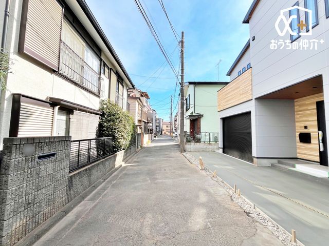 ���n�O�ώʐ^ �O�ʓ��H�͌��ʂ����ǂ��A���X�̏o��������₷�����B�������������͋C�ŁA���S���ĕ�点�闧�n�ł��B