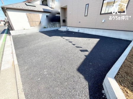  �L�X�J�[�X�y�[�X�ŗ��q�������S�B�Ƒ��̃��C�t�X�^�C���ɍ��킹�ď_��Ɏg����g������̗ǂ��X�y�[�X�ł��B