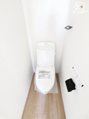 �g�C�� 2�K�̉������֍��t�g�C���ł��B