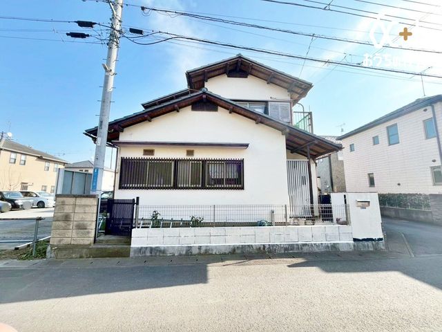 ���̑� �ՐÂȏZ��n�Ŏq��ĉƑ��ɂ��s�b�^���B�����̂��U�������K�ȗ΂Ɍb�܂ꂽ�G���A�ŁA���R�ɕ�܂ꂽ���₩�ȕ�炵���������邽�߂́A��Ƃ肠��Z���������Ă��܂��B