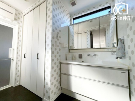 ���ʑ�E���ʏ� �U�炩�肪���Ȑ��ʎ����A���[�����邽�߃X�b�L�����ڂł��܂��I�傫�Ȏ��[������̂͂��ꂵ���ł��ˁI