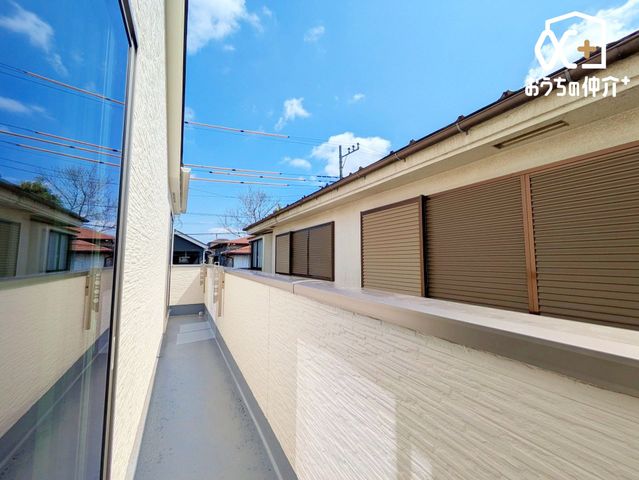 �o���R�j�[ -