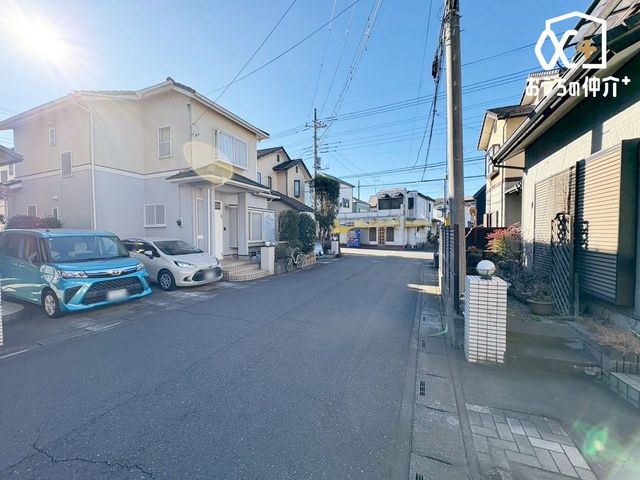 ���n�O�ώʐ^ 6�������̗l�q�ł��B�k��10�������ɃX�[�p�[�A�R���r�j�A�h���b�O�X�g�A�A���w�Z�Ȃǂ����萶�����ǍD�ȗ��n�ł��B