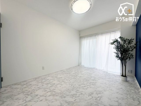 �q������ �o���R�j�[�ɖʂ����m���͎q�������ɂ�������