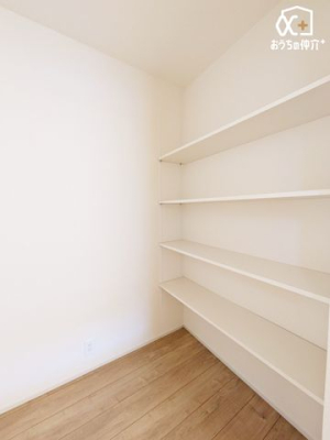 ���[ �L�b�`���ɂ���֗��ȃp���g���[�B�䏊�p�i�┃���������i��������������[�ł��܂��B