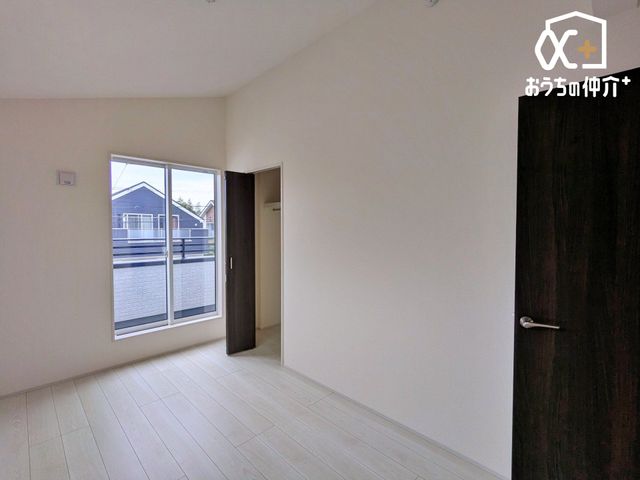 �Q�� �Ƌ�̔z�u�����₷���V���v���Ȃ������B�l�X�Ȑ����X�^�C����V�[���ɑΉ����\�ł��ˁB