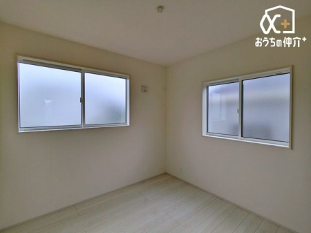 ���̑����� ���C�ɓ���̉Ƌ��Ɠd��z�u���āA����������̔��������Ԃɂ��������߂ł��ˁB�V����������ԂŁA���Ȃ��D�݂̑f�G�ȉ��o���o�������ł��I