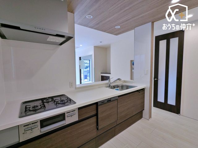 �L�b�`�� �������y��������L�b�`���X�y�[�X(^^)/�Ǝ��������悭�A���o�����̎��[�͂���L�b�`���ł��B�������₷�����������ł������ɂ���⒲�������o���Ďg�����Ƃ��ł��܂��B