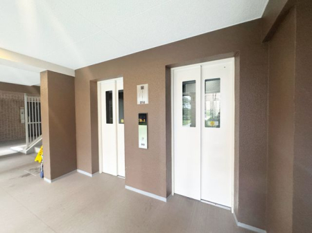 ���̑� �G���x�[�^�[2��