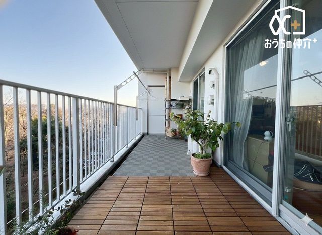 �o���R�j�[ -