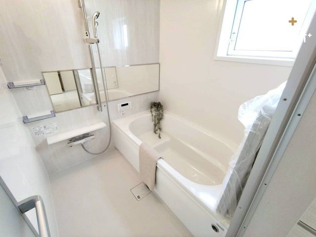 ���� �`Bath�`���������������@��W�������B�~�J���ȂǓV��̗ǂ��Ȃ����ł��������芣�����܂�