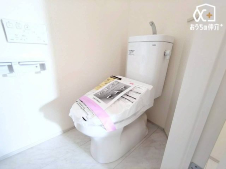 �g�C�� �`Toilet�`�������̂���g�C���ł��B�������E�H�V�����b�g�@�\�t��