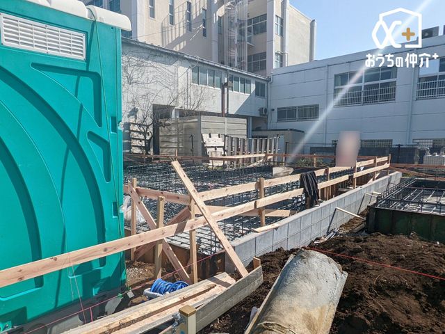 ���̑� �L�b�`������̓��r���O�S�̂����n����Ԏ��ł��B���q�l���V�ԗl�q�������Ȃ���̂�������_�C�j���O�e�[�u���Ŋw�K���邨�q�l�ɂ�����ƃA�h�o�C�X���ł���݌v�ł��B