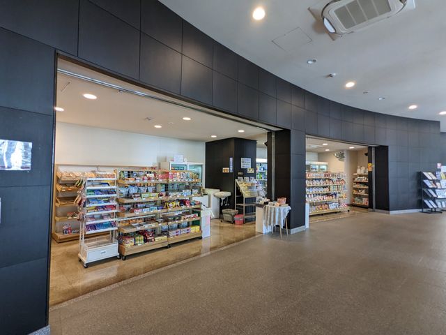 ���̑� �}���V�������ɃR���r�j�G���X�X�g�A������֗��I