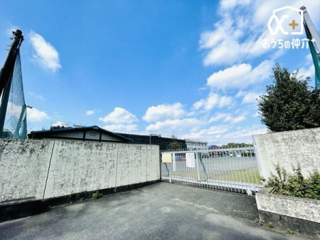 ���ӊ� �������R�s����ܒ��w�Z �k��5���B 370m