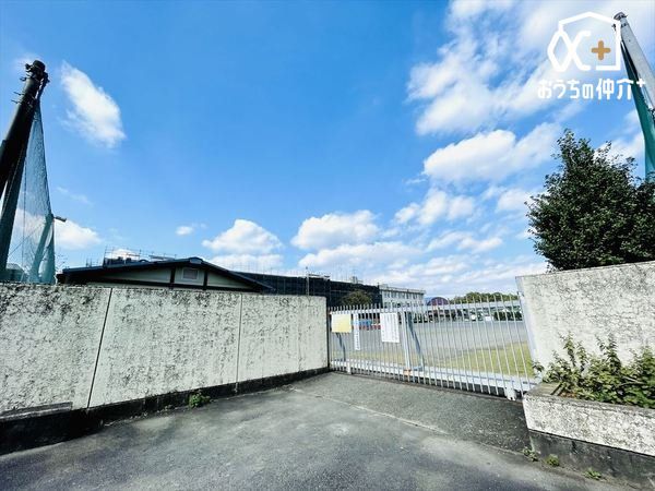 ���ӊ� �������R�s����ܒ��w�Z �k��5���B 370m