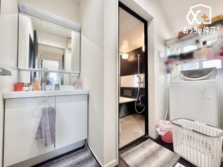 ���ʑ�E���ʏ� ���ʒE�ߏ��̗l�q