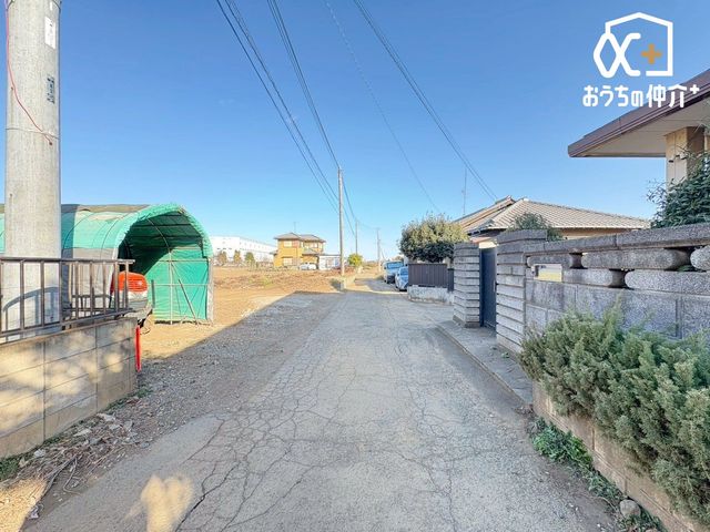 ���n�O�ώʐ^ �ՐÂȏZ��n�Ŏq��ĉƑ��Ƀs�b�^���B�����̂��U�������K�ȗ΂Ɍb�܂ꂽ�G���A�ŁA���R�ɕ�܂ꂽ���₩�ȕ�炵���������邽�߂́A��Ƃ肠��Z���������Ă��܂��B