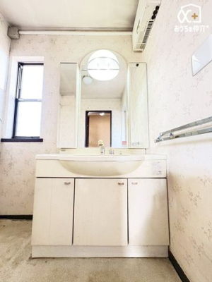 ���ʑ�E���ʏ� �����̐g�x�x�������ƃX���[�Y�ɁB���[�͂̂���O�ʋ��ŁA�������Ƌ@�\�������˔��������ʋ�ԁB