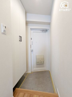 ���� �����t���̃V���[�Y�{�b�N�X�t���ł��B�C�⏬��������������[�ł���̂ŁA���ւ��X�b�L�����������̐g�x�x�����K�ɂȂ�܂��B