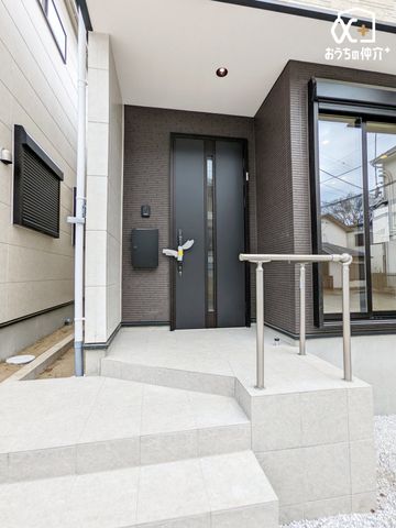 ���� �O���猩�����ւ܂��̗l�q�ł��B���񌻒n�ɑ����^��ł��������������������B