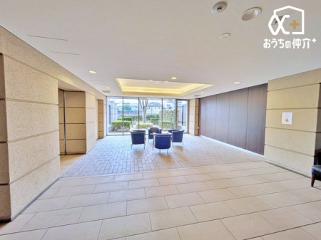 ���̑� �s���r�[�t�Z�܂��̑���ۂ����߂��ԁB�V��ɍ��E���ꂸ�ɐl���}�����A���K�ȋ��p�X�y�[�X�Ƃ��Đ����̎������コ���܂��B