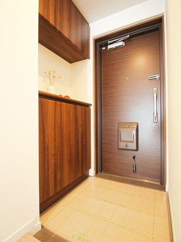 ���� �����t���̃V���[�Y�{�b�N�X������A�C�⏬��������������[�ł��A���ւ��X�b�L�������A�����̐g�x�x�����K�ɂȂ�܂��B