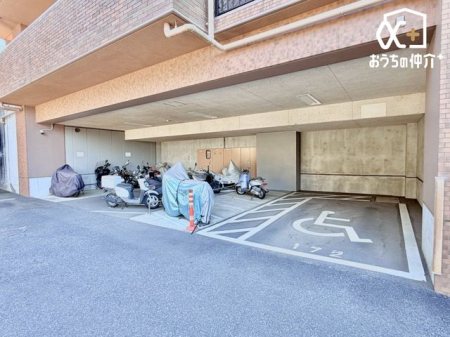 ���̑� �J�̓��ł����S�̉����t���̃o�C�N�u����