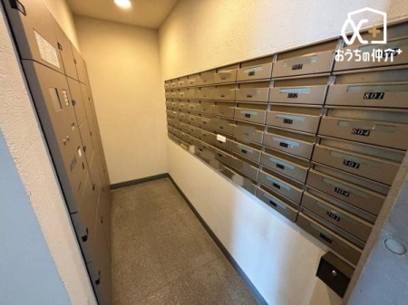 ���̑� ���[���R�[�i�[�Ƒ�z�{�b�N�X�̗l�q