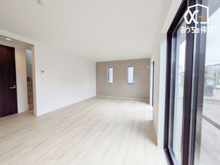 ���r���O -