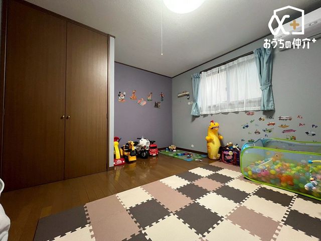 �q������ �q�������̗l�q