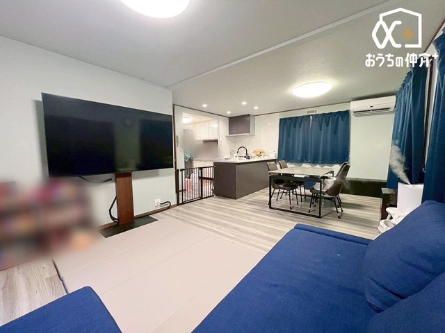 ���r���O -