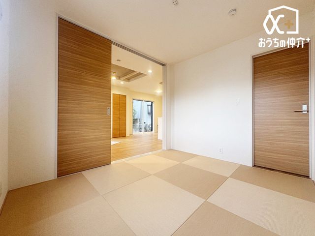 ���̑� ���r���O���ɂ���5.25���̘a���B�X�g���[�W���[���X�y�[�X������A�l�X�Ȏg�������\�ł��B