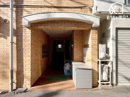 �G���g�����X �����̓����͐��|����Ă���A�Ǘ��̐��ǍD�ȕ����ł��B�f�U�C�����X�b�L���Ƃ�����ۂł��ˁI�����x�A���n�������ɂȂ��Ă݂܂��񂩁H