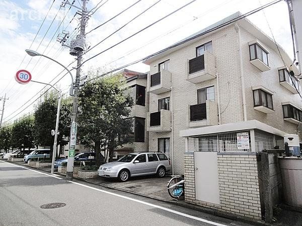 ���n�O�ώʐ^ �o�X���p�łR�H���R�w���p�\