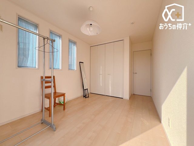 ���̑� ��6.5���̃N���[�[�b�g�t���m��