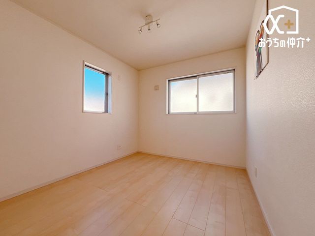 �q������ ��5.3���̃N���[�[�b�g�t���m��